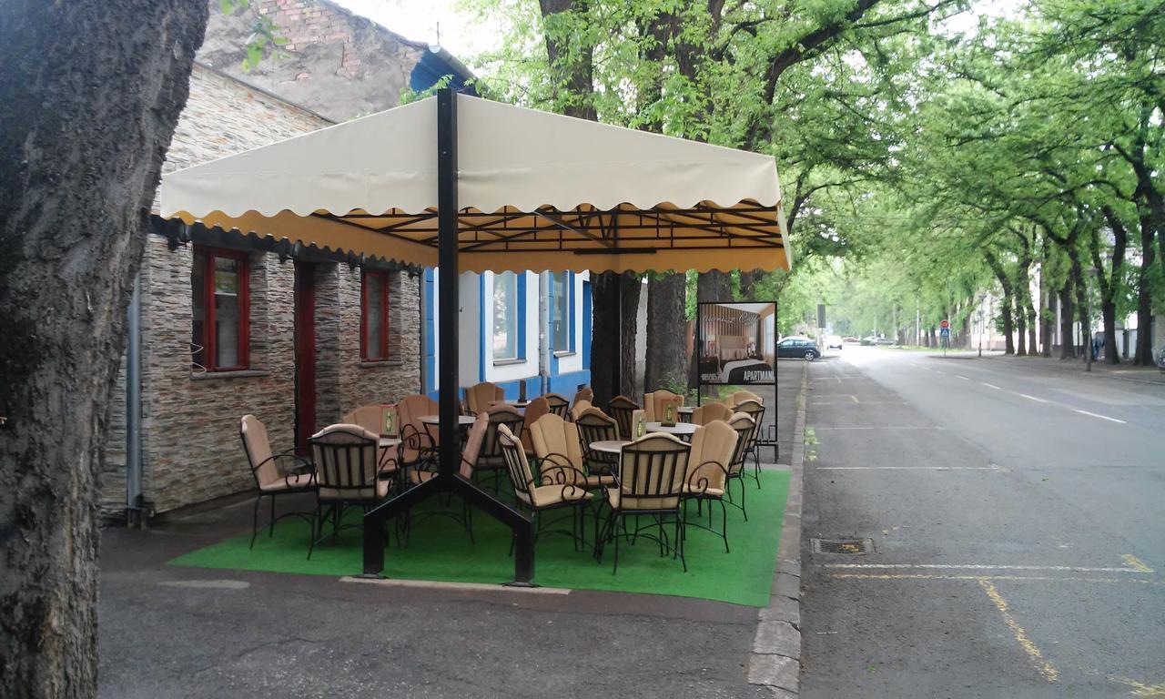 Kikinda Bed&Breakfast Intermezzo Caffe المظهر الخارجي الصورة