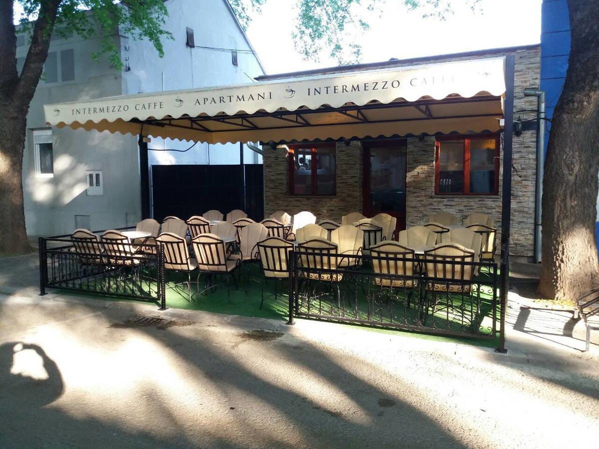 Kikinda Bed&Breakfast Intermezzo Caffe المظهر الخارجي الصورة