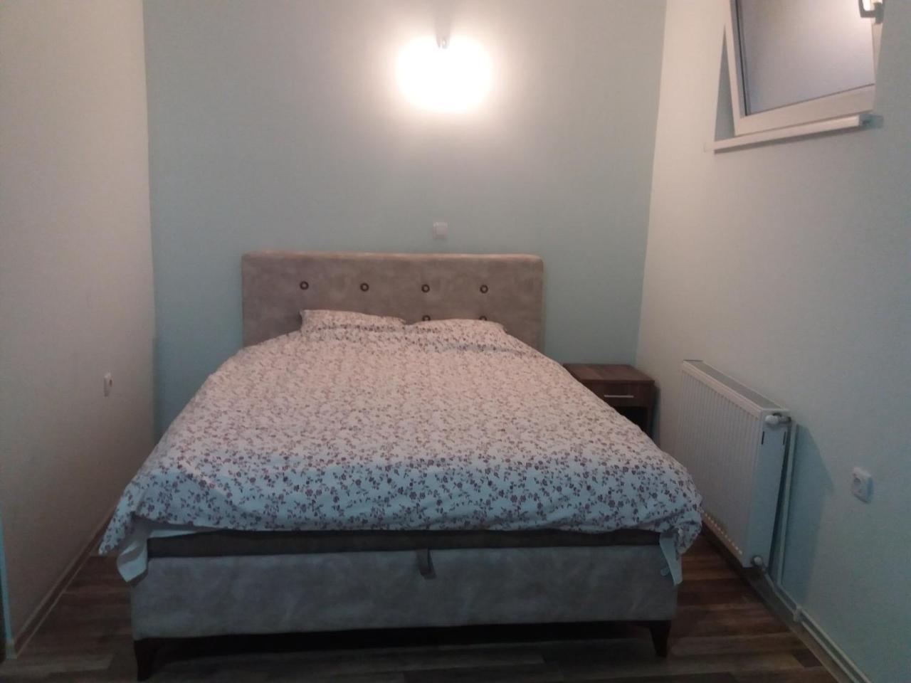 Kikinda Bed&Breakfast Intermezzo Caffe المظهر الخارجي الصورة
